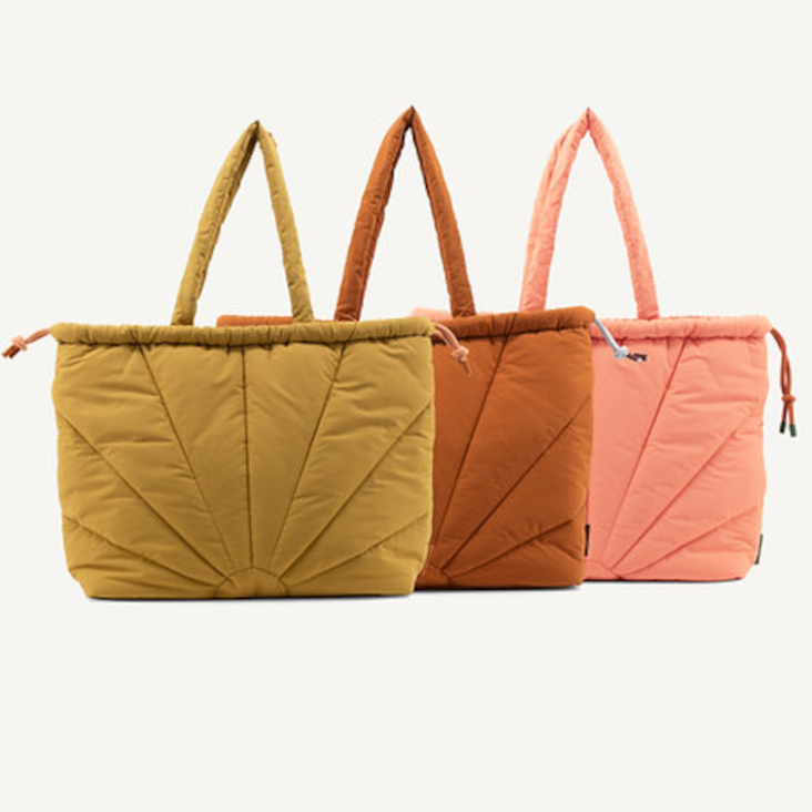 The Sticky Sis Club Tote Bag La Promenade