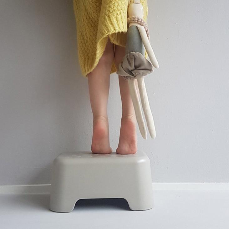 Step Stool Schämeli Kids Stone