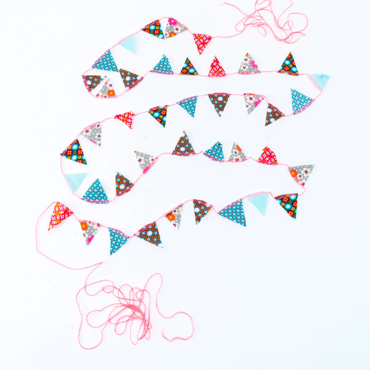 MINI GUIRLANDE TRIANGLE