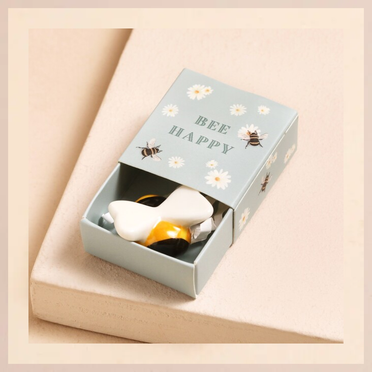 Kleiner Matchbox-Keramik-Token Biene