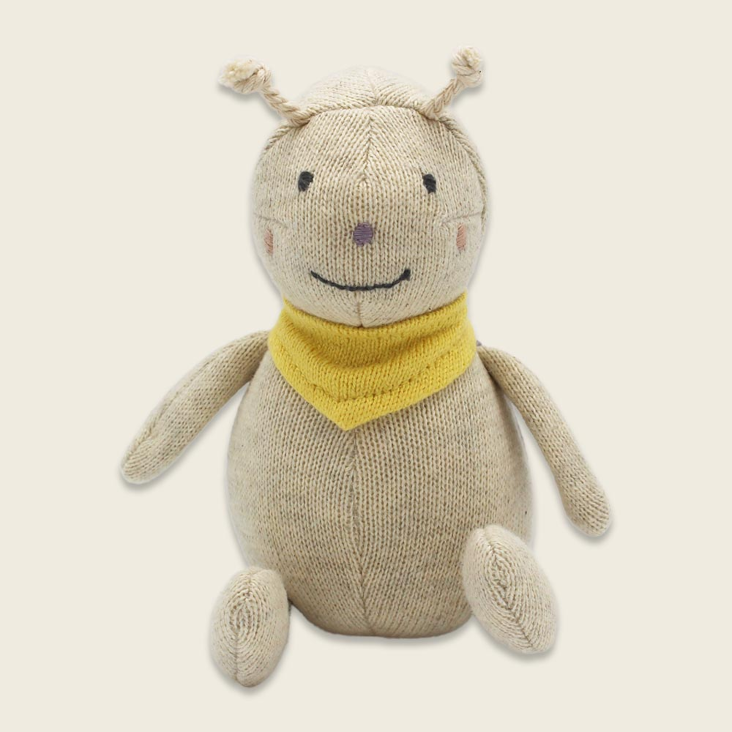 Babyrassel Marienkäfer Creme/Flieder