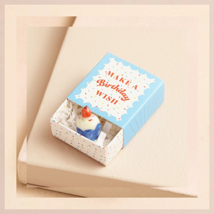 Kleiner Matchbox Keramik Token - Geburtstagskuchen