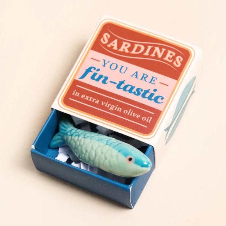 Kleine Matchbox Keramik Token - Sardine