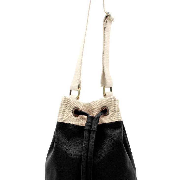 Beuteltasche Schwarz