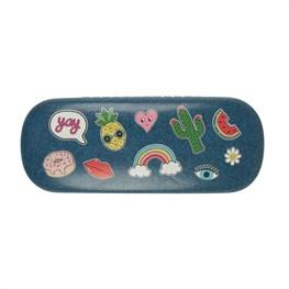 Brillenetui Pins und Patches