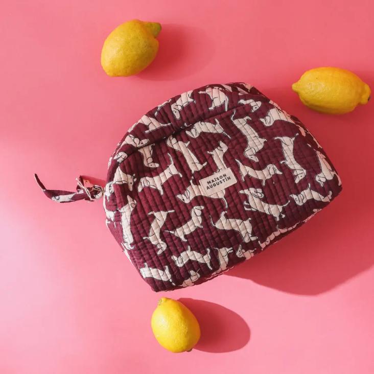Kulturtasche Dackel Pflaume
